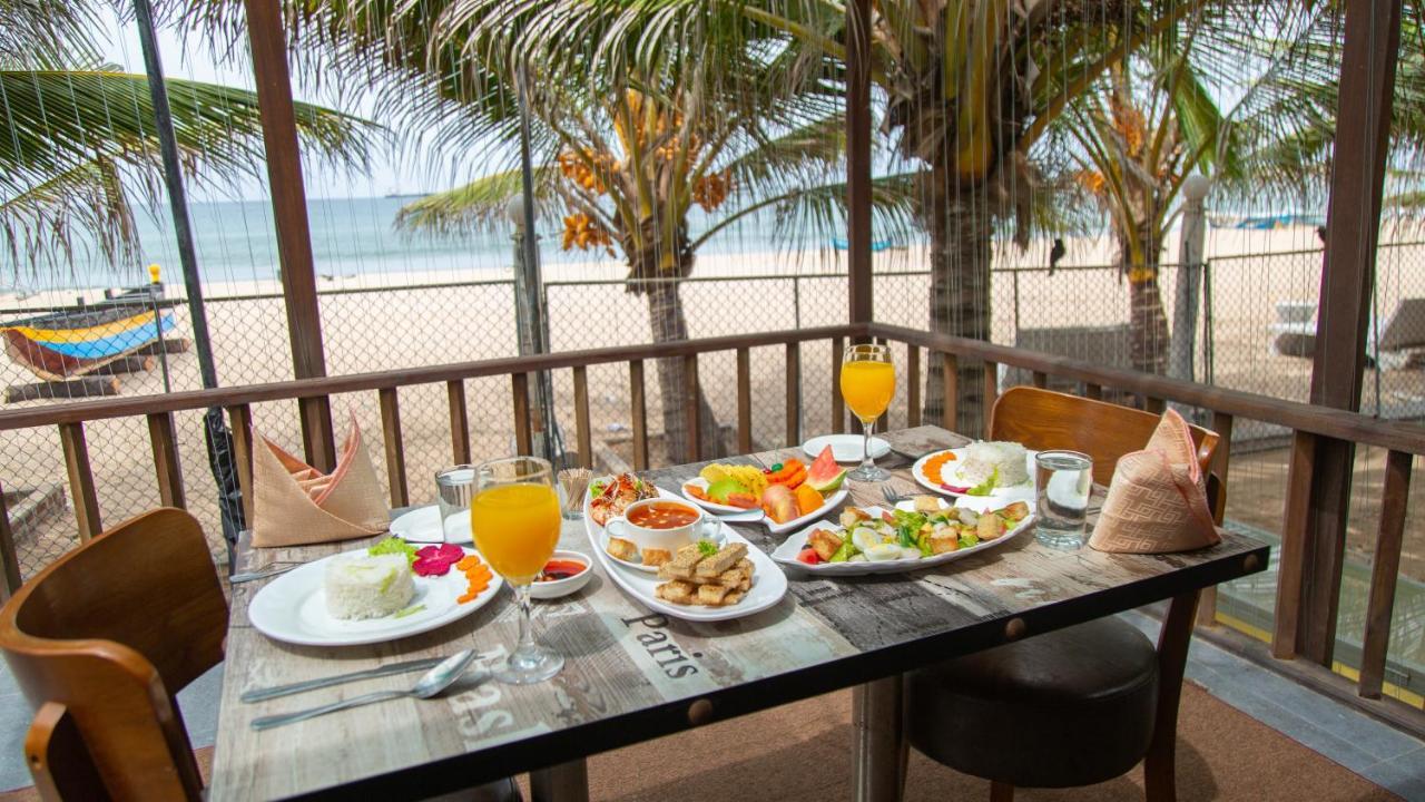 Jkab Beach Resort Trincomalee Dış mekan fotoğraf