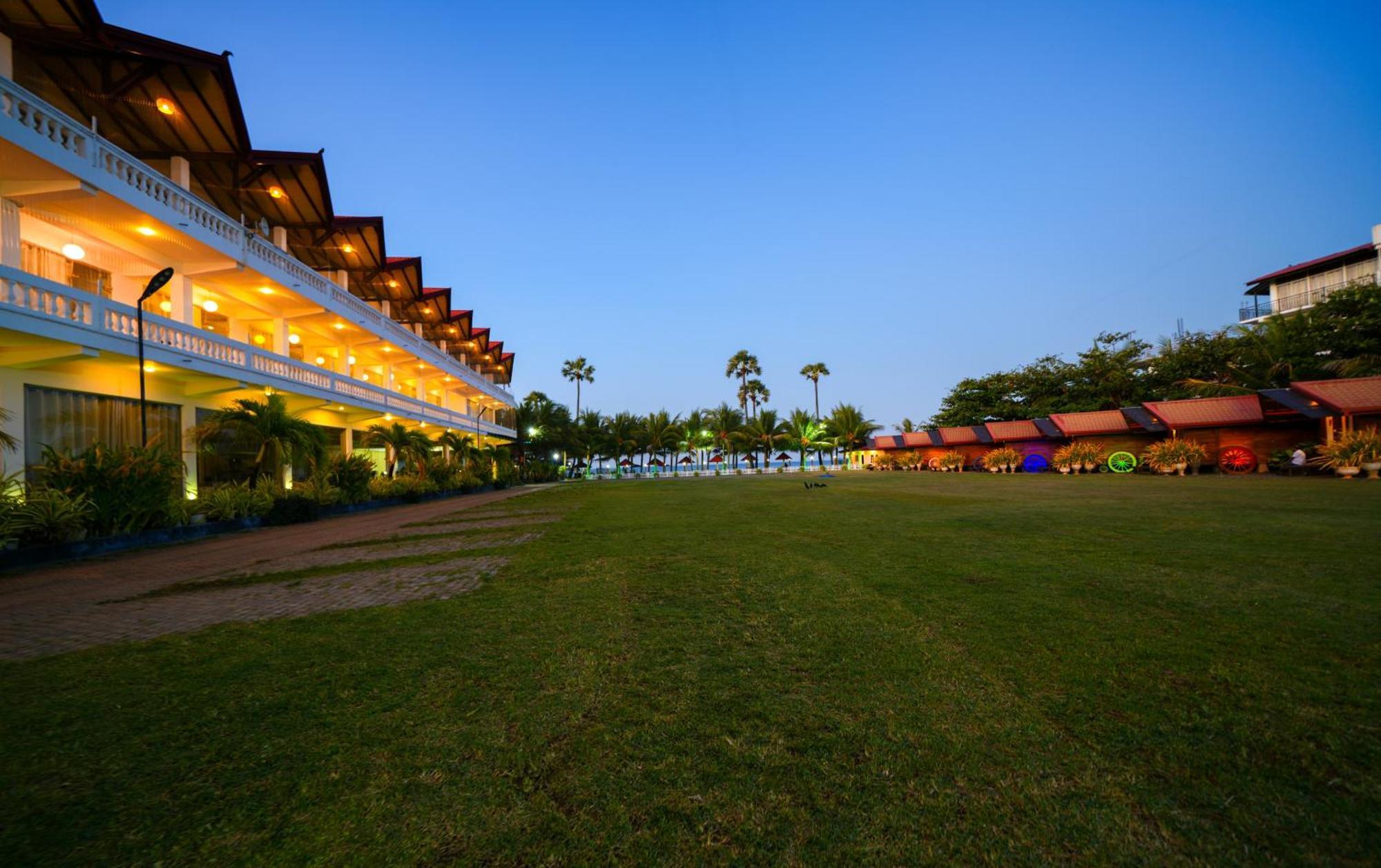 Jkab Beach Resort Trincomalee Dış mekan fotoğraf