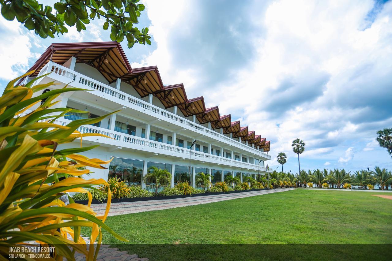 Jkab Beach Resort Trincomalee Dış mekan fotoğraf