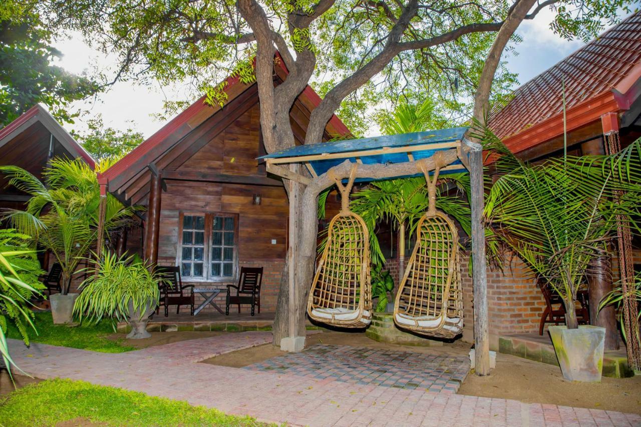 Jkab Beach Resort Trincomalee Dış mekan fotoğraf