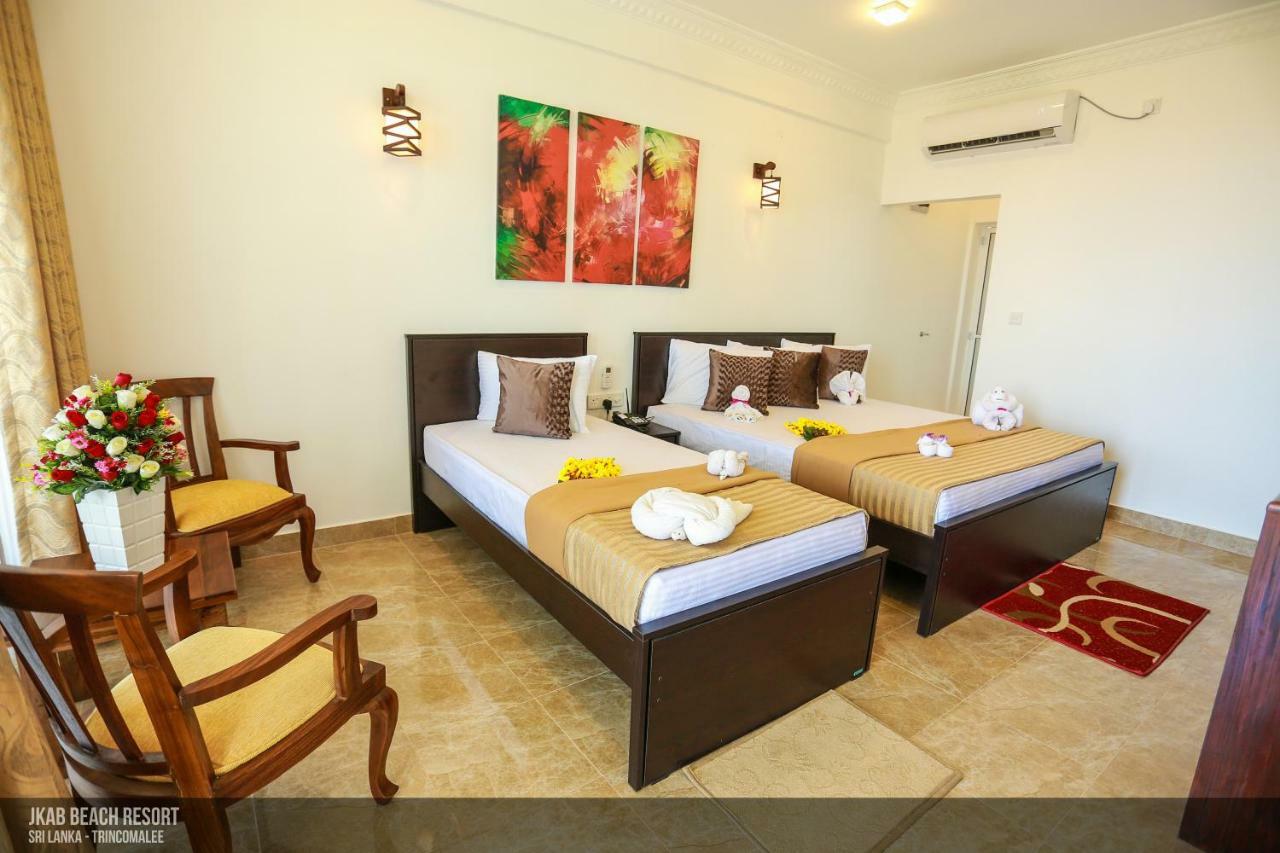 Jkab Beach Resort Trincomalee Dış mekan fotoğraf