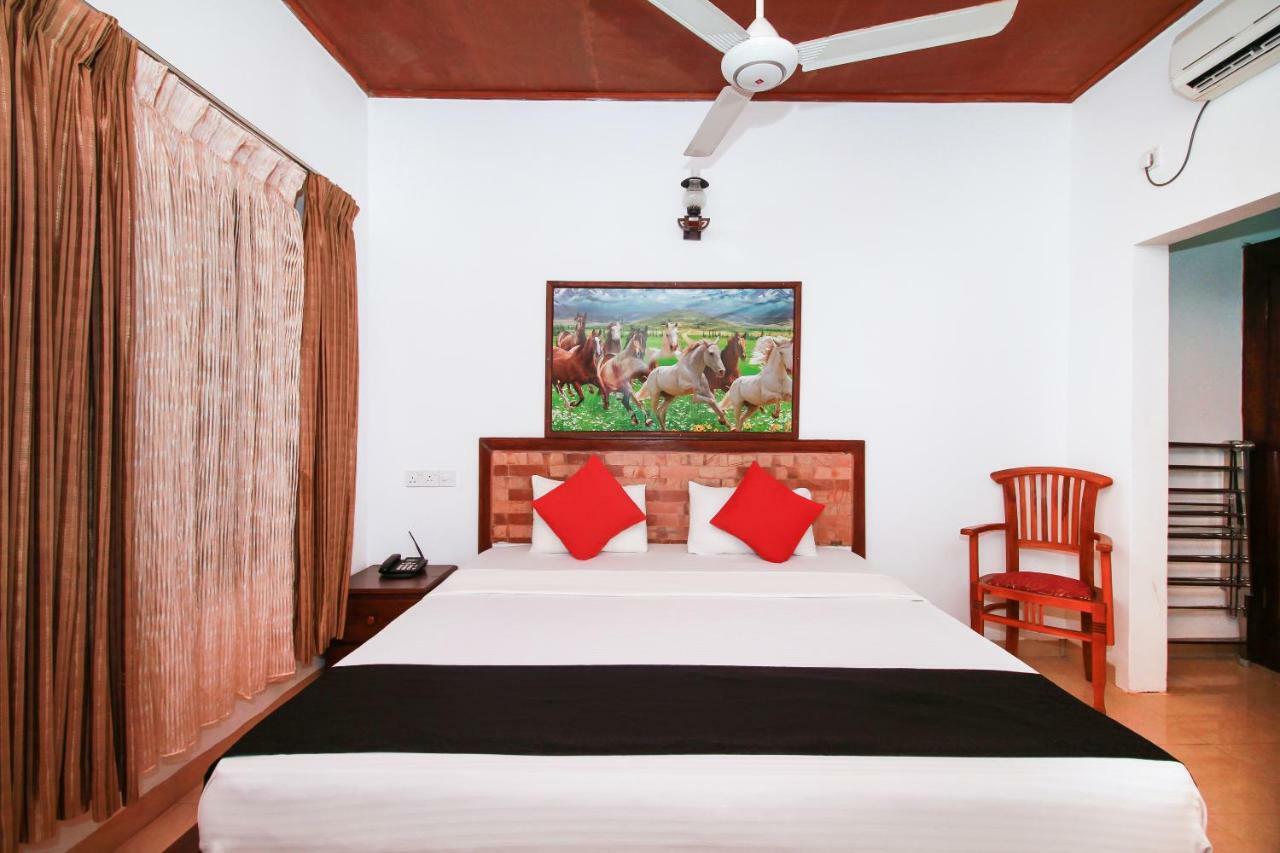 Jkab Beach Resort Trincomalee Dış mekan fotoğraf