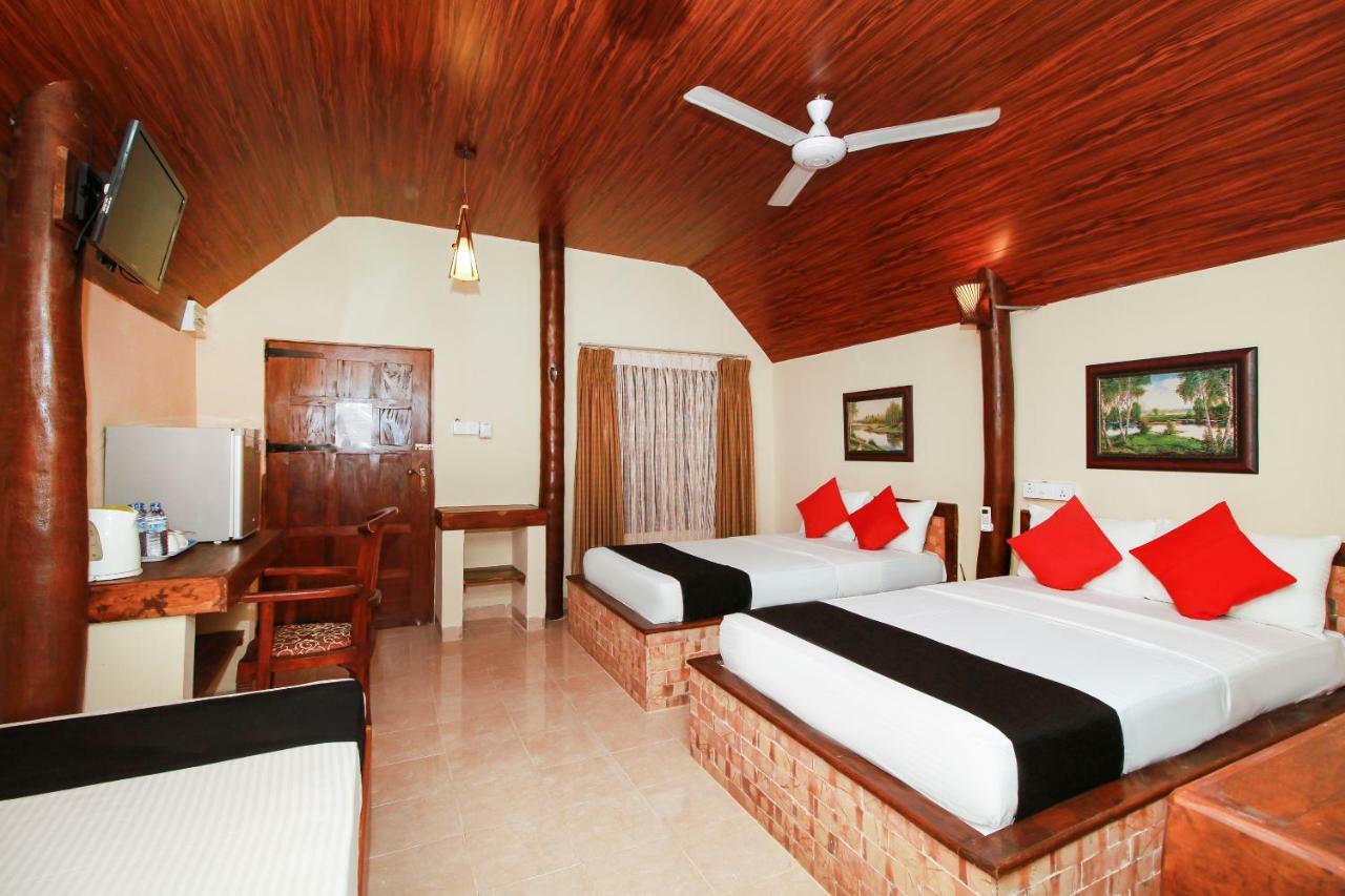 Jkab Beach Resort Trincomalee Dış mekan fotoğraf