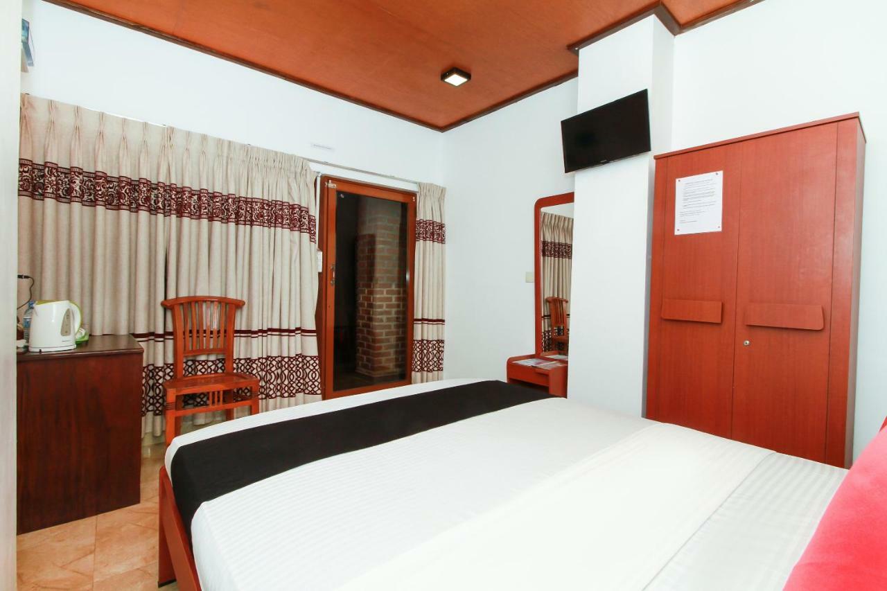 Jkab Beach Resort Trincomalee Dış mekan fotoğraf