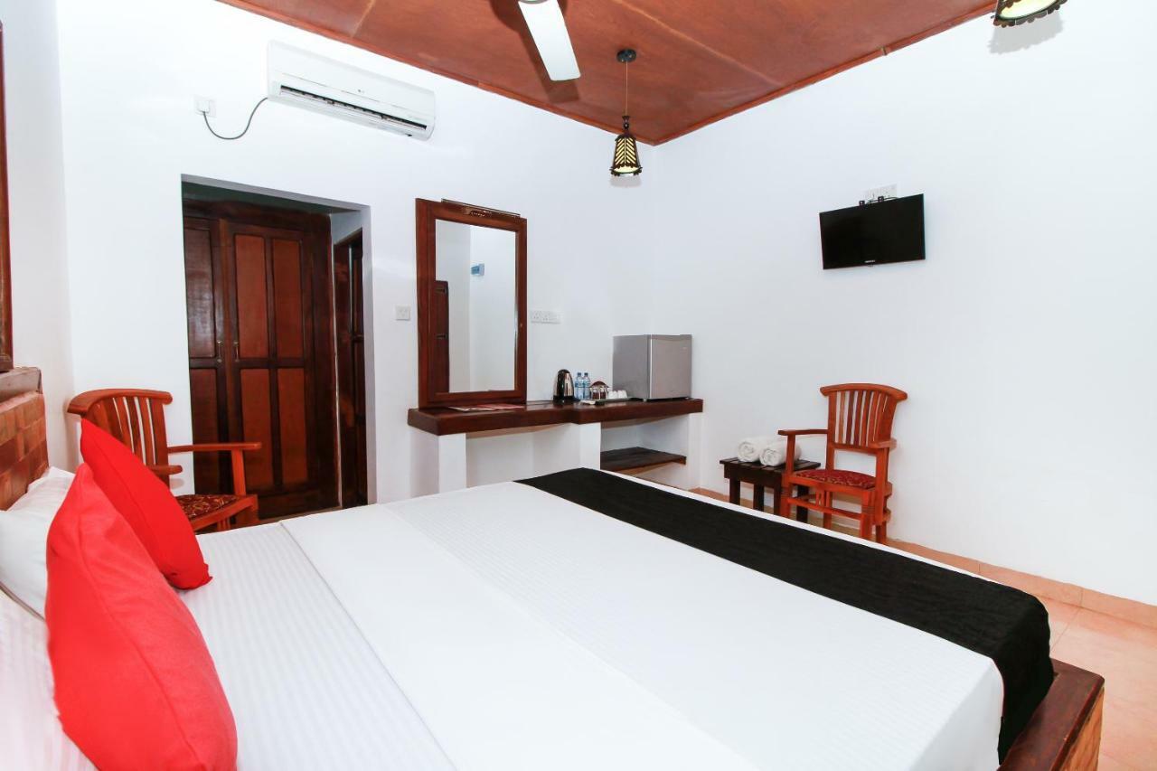 Jkab Beach Resort Trincomalee Dış mekan fotoğraf