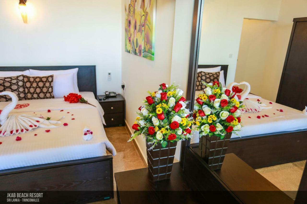 Jkab Beach Resort Trincomalee Dış mekan fotoğraf